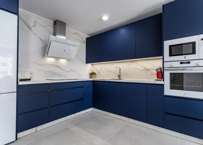 Sur Del Sol 3 Hab Y 2 Wc Con Gran Terraza Y Piscina A Pasos De La Playa * Фуэнхирола