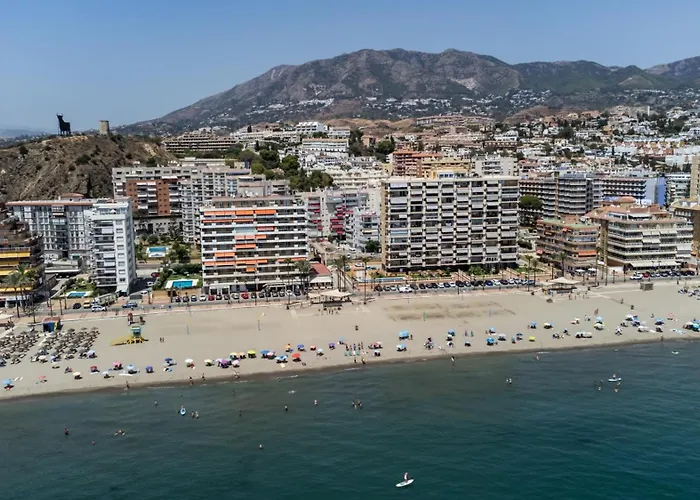 Sur Del Sol 3 Hab Y 2 Wc Con Gran Terraza Y Piscina A Pasos De La Playa Apartamento Fuengirola