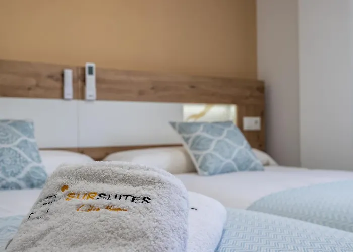 Sur Del Sol 3 Hab Y 2 Wc Con Gran Terraza Y Piscina A Pasos De La Playa * Фуэнхирола